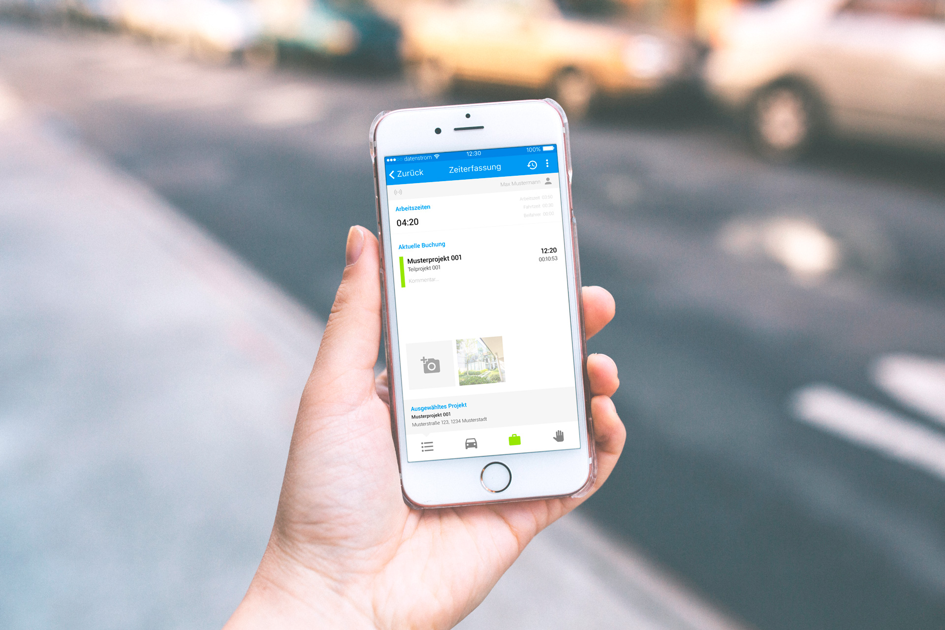 Mobile Zeiterfassung mit der datenstrom App für iOS und Android.